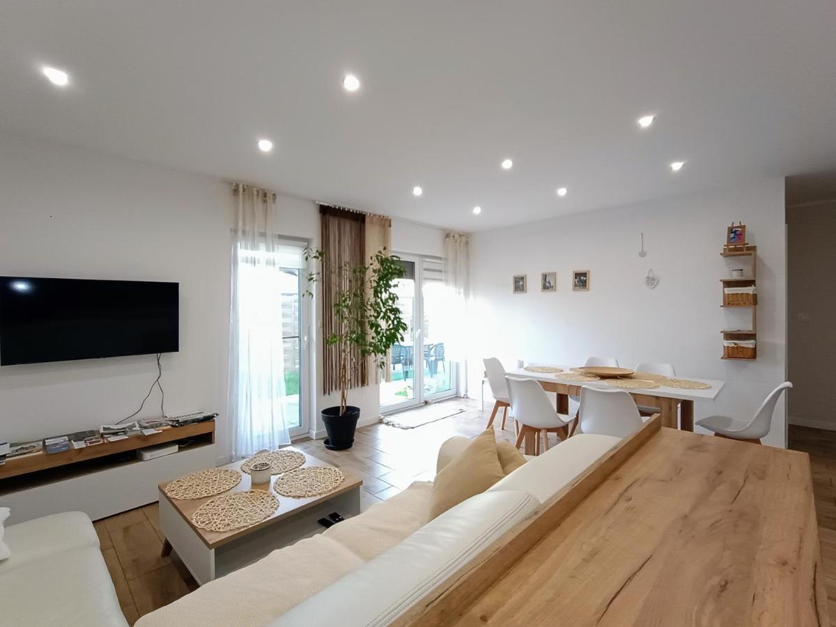 Apartament Przy Kopalni Srebra Tarnowskie Gory Exterior photo